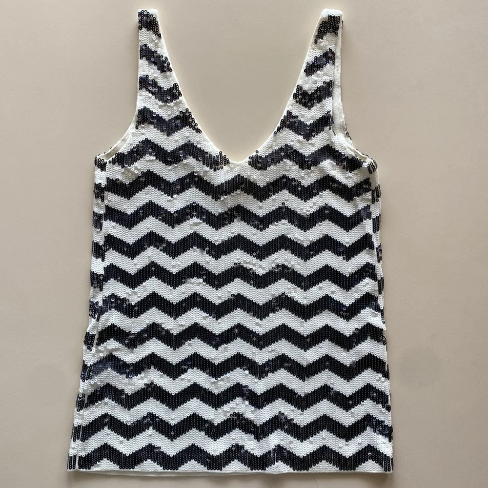 J Crew Black and White Sequin Top size XXS - Picture 2 of 7